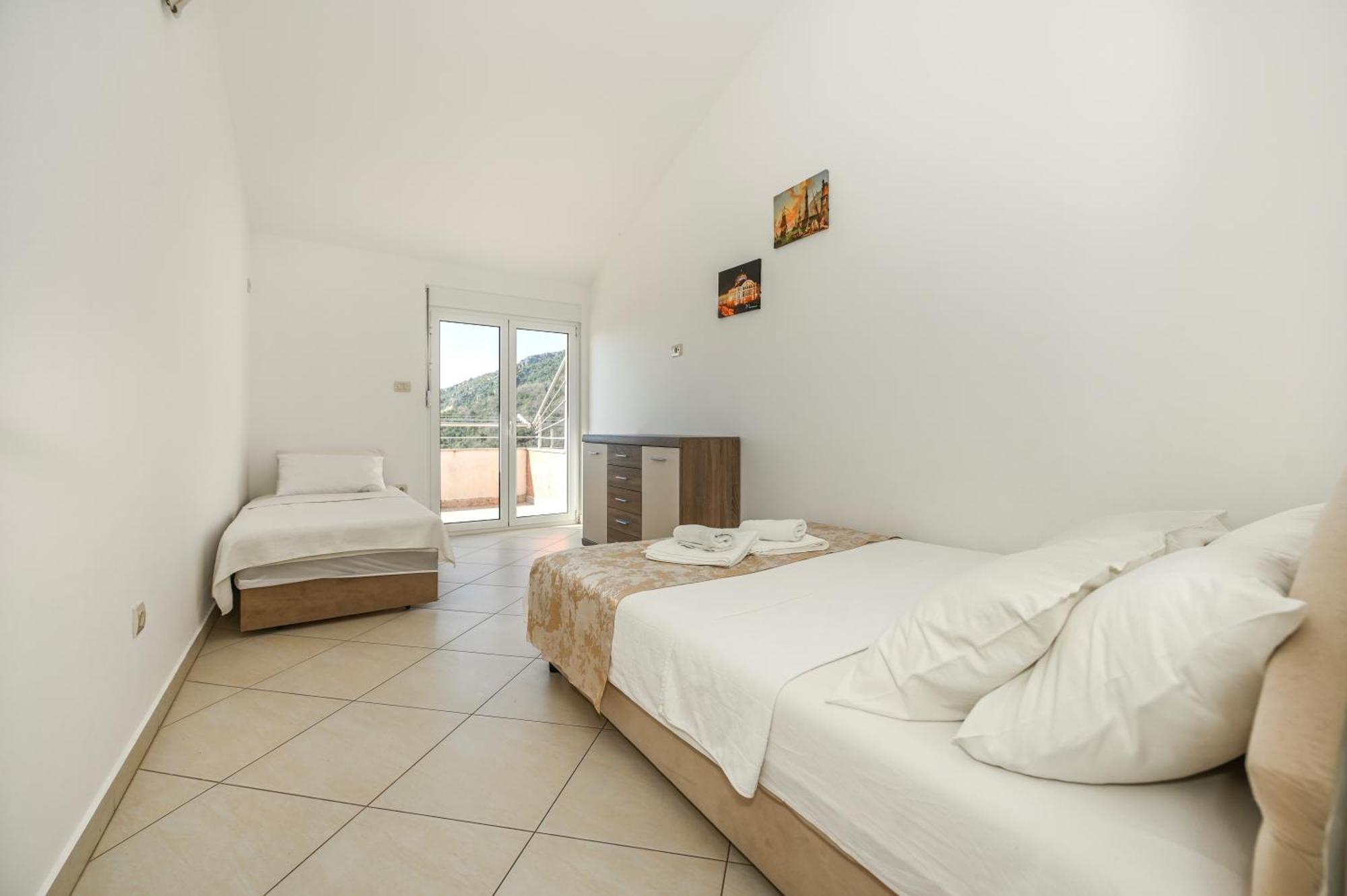 Villa Lux Rajovic 부드바 외부 사진