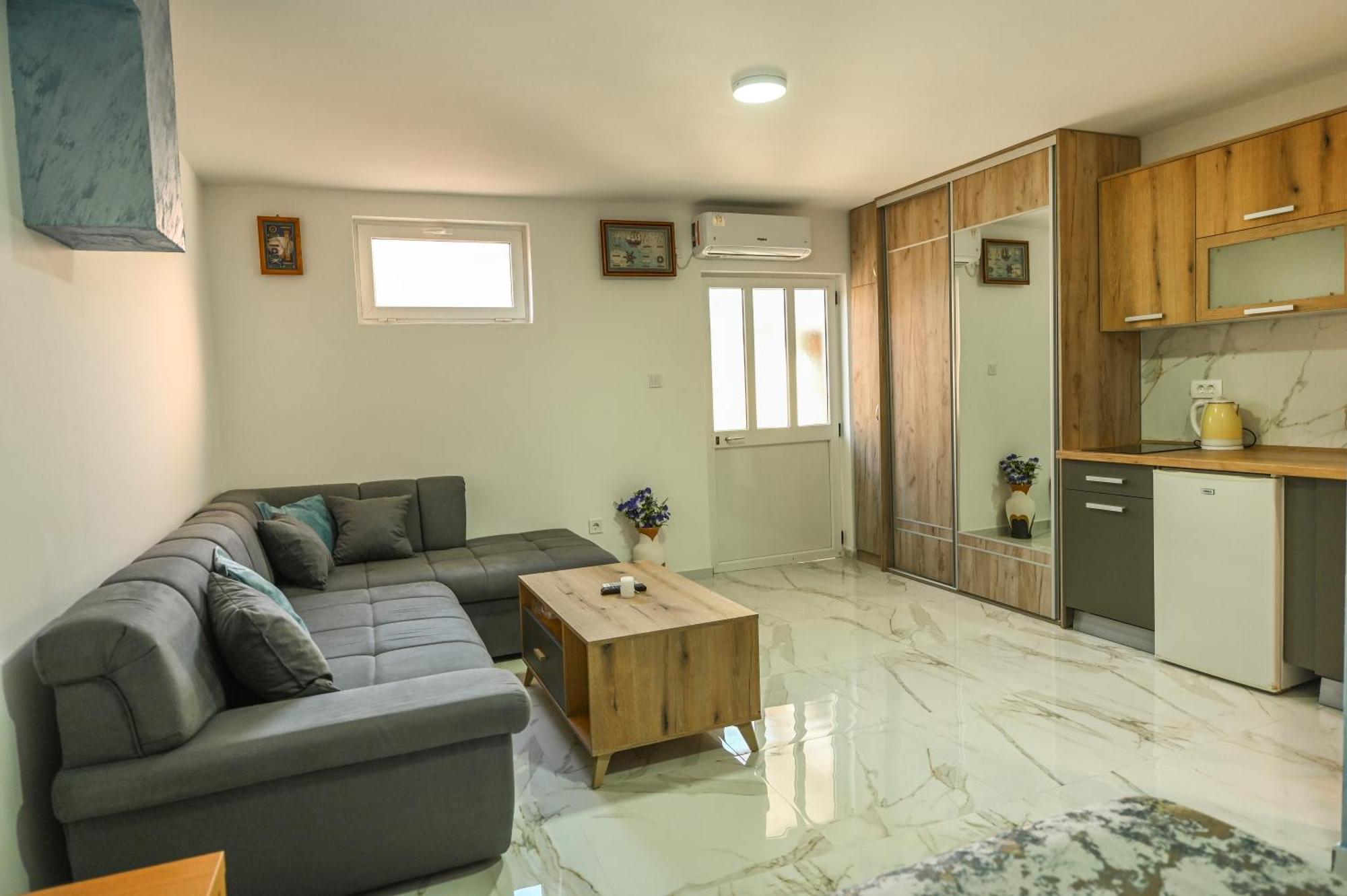 Villa Lux Rajovic 부드바 외부 사진