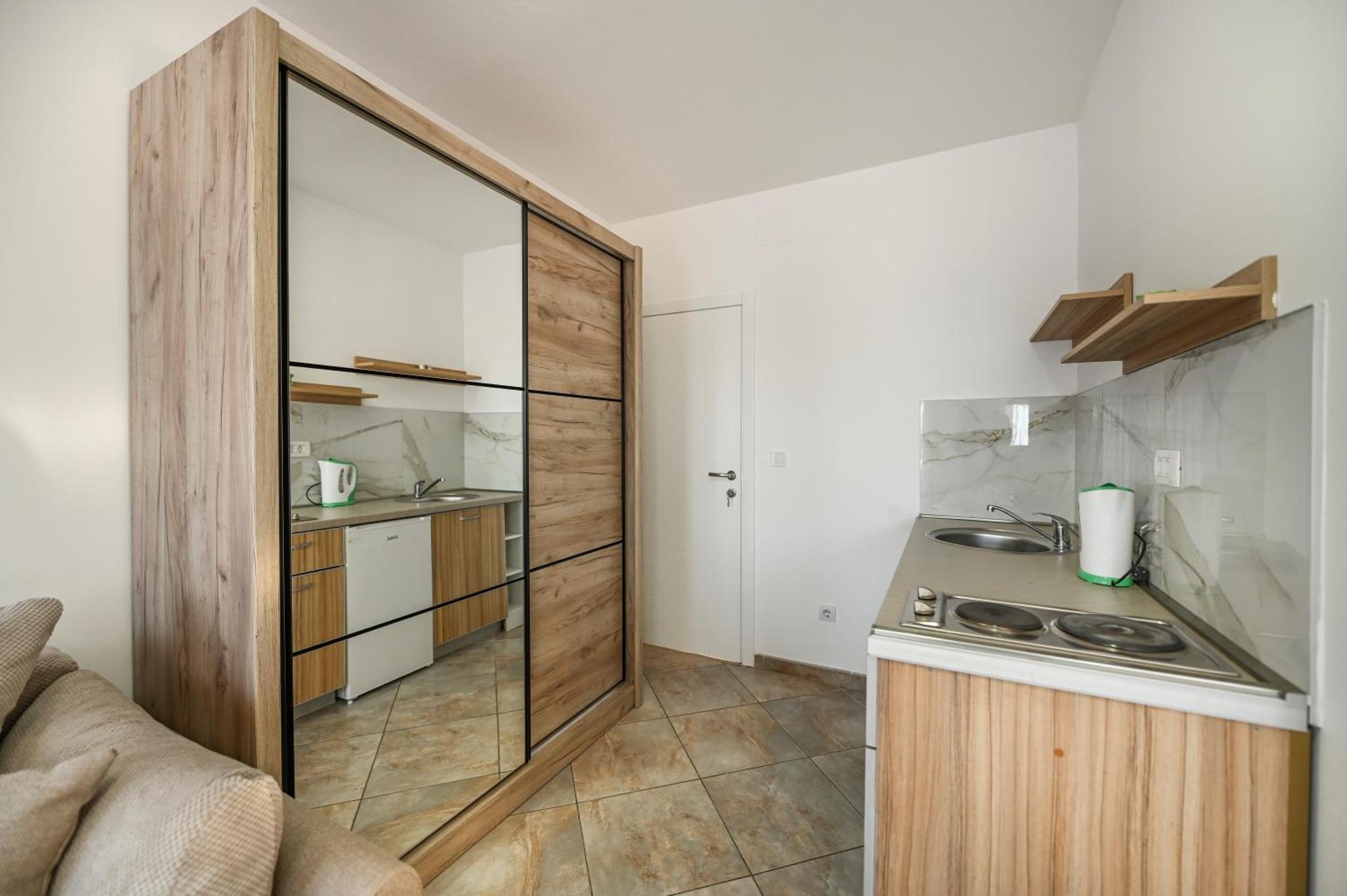 Villa Lux Rajovic 부드바 외부 사진