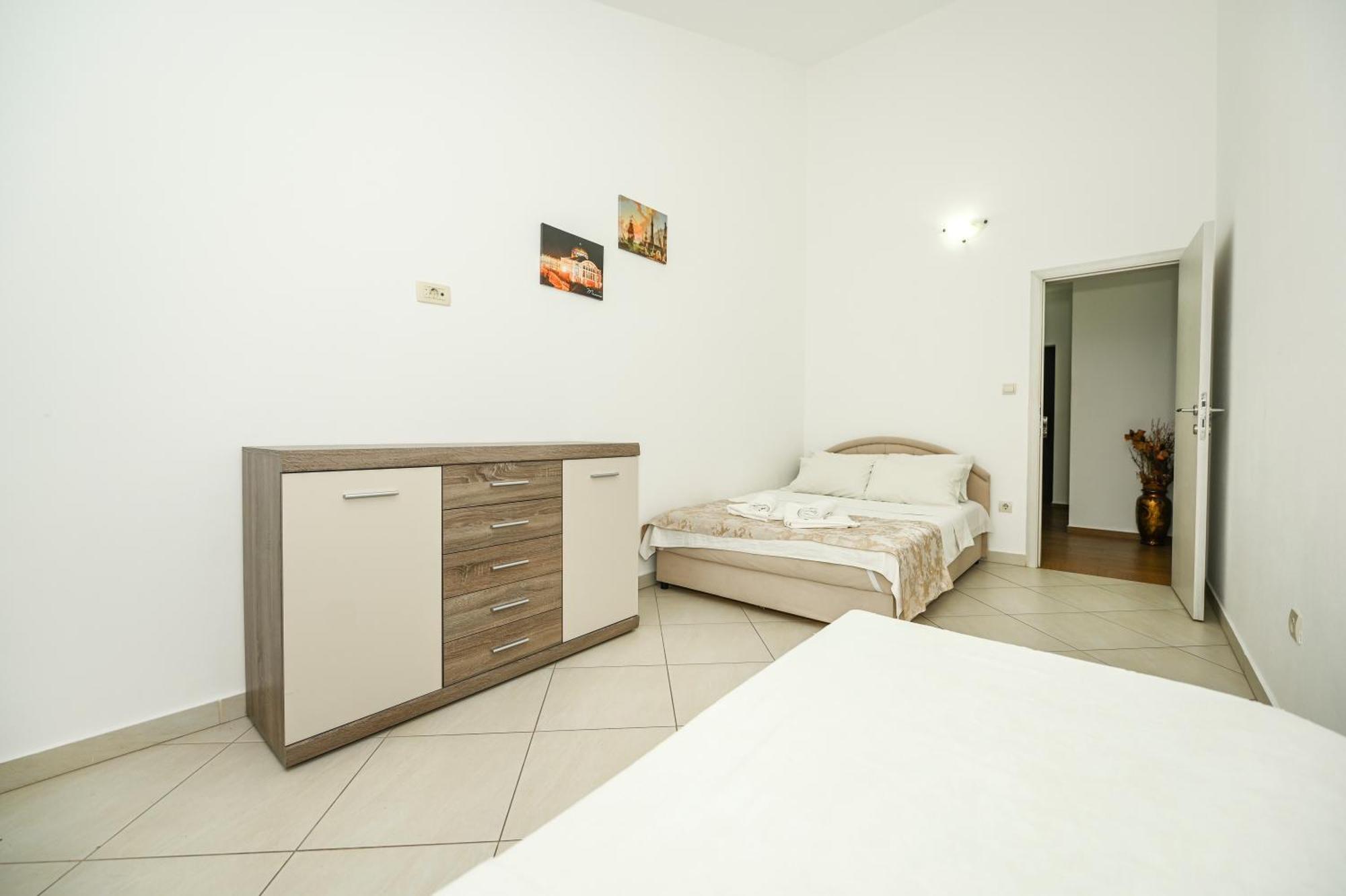 Villa Lux Rajovic 부드바 외부 사진