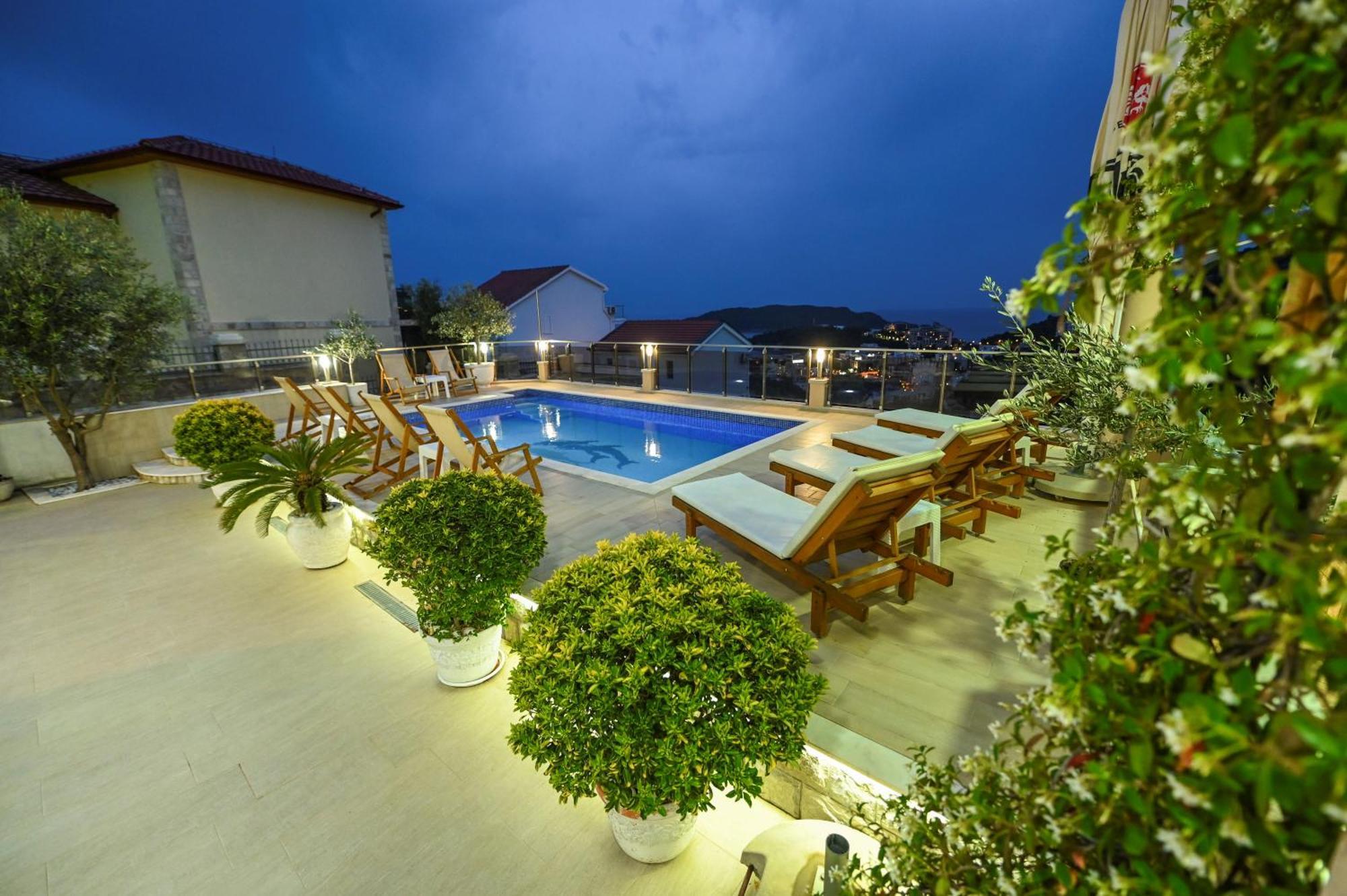 Villa Lux Rajovic 부드바 외부 사진