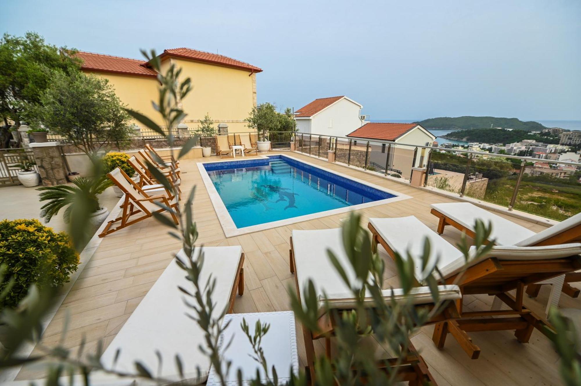 Villa Lux Rajovic 부드바 외부 사진