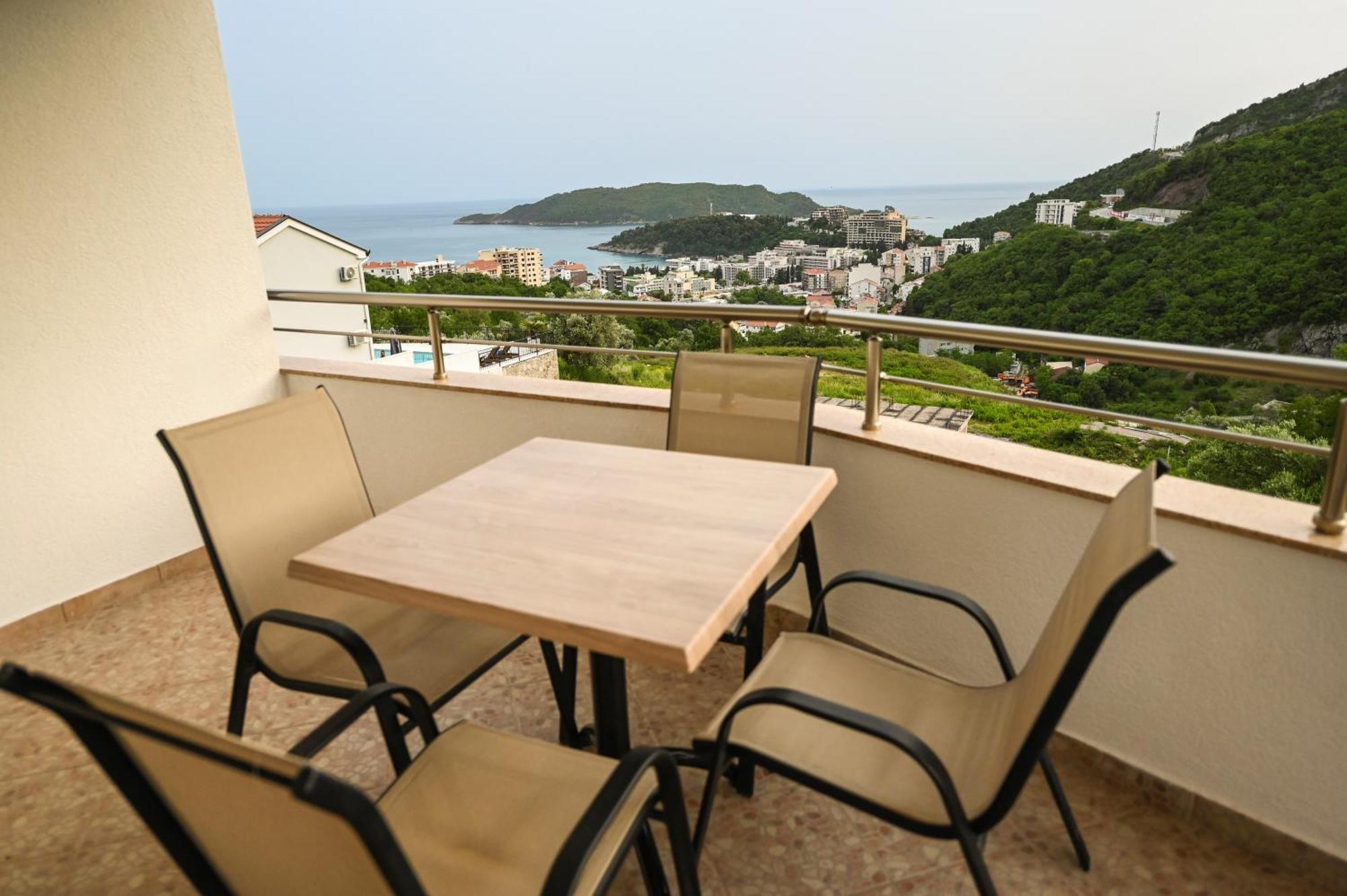 Villa Lux Rajovic 부드바 외부 사진